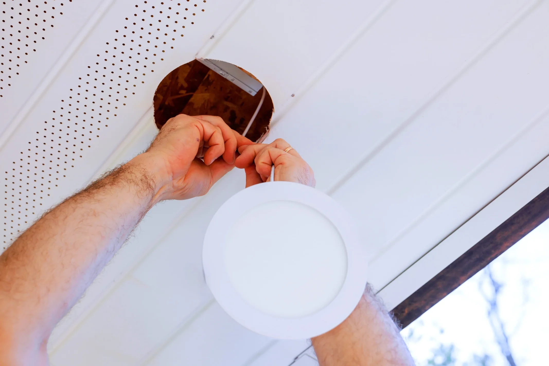 Lighting install repair